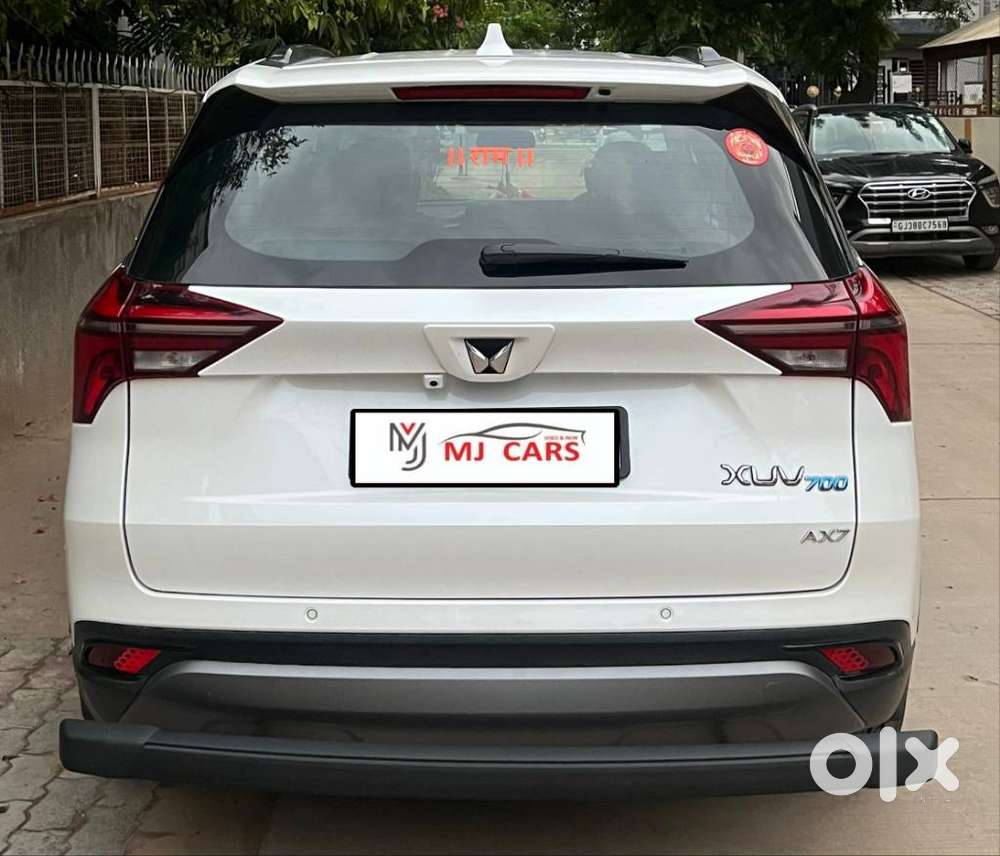 Mahindra Xuv700 2.2 Ax 7 Diesel At Str, 2025, Diesel