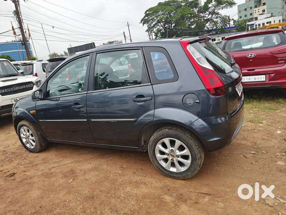 Ford Figo Petrol Zxi, 2010, Petrol