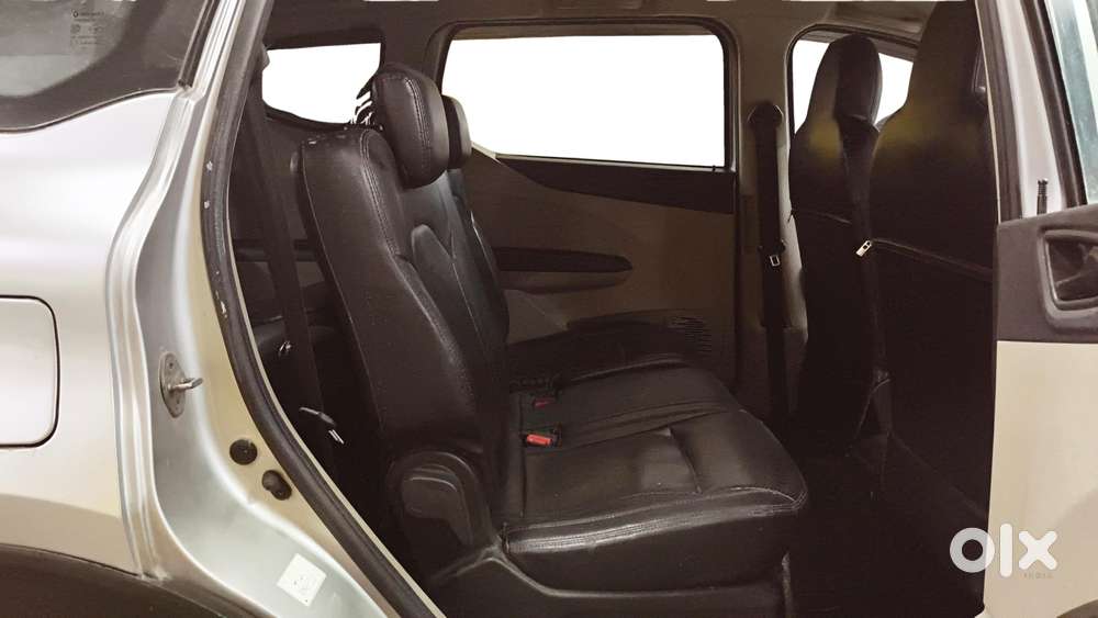 Renault Triber Rxt, 2020, Petrol