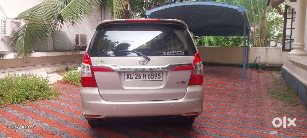 Toyota Innova 2012 Diesel Well Maintained