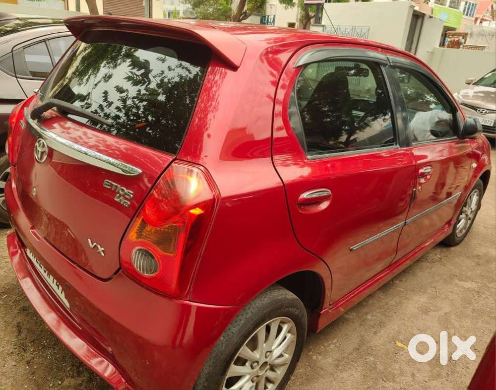 Toyota Etios Liva V, 2011, Petrol