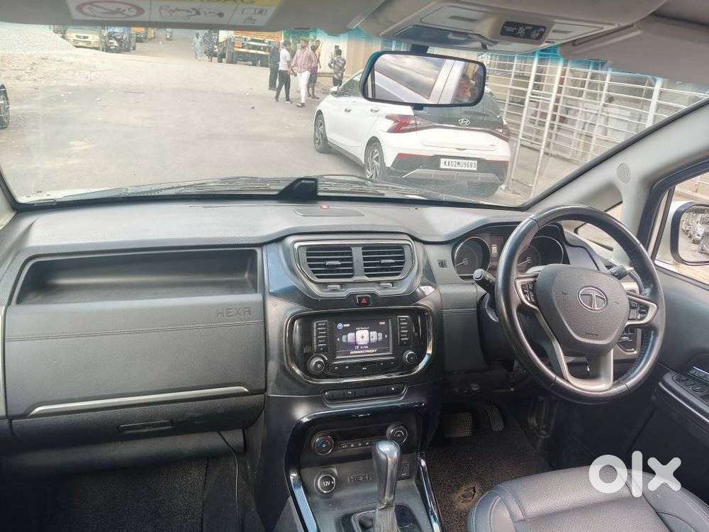 Tata Hexa 2.2 Xta 4x2 7 Str Dual Tone, 2017, Diesel