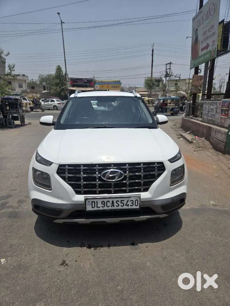 Hyundai Venue 2019 Cng Pass 1st Owner