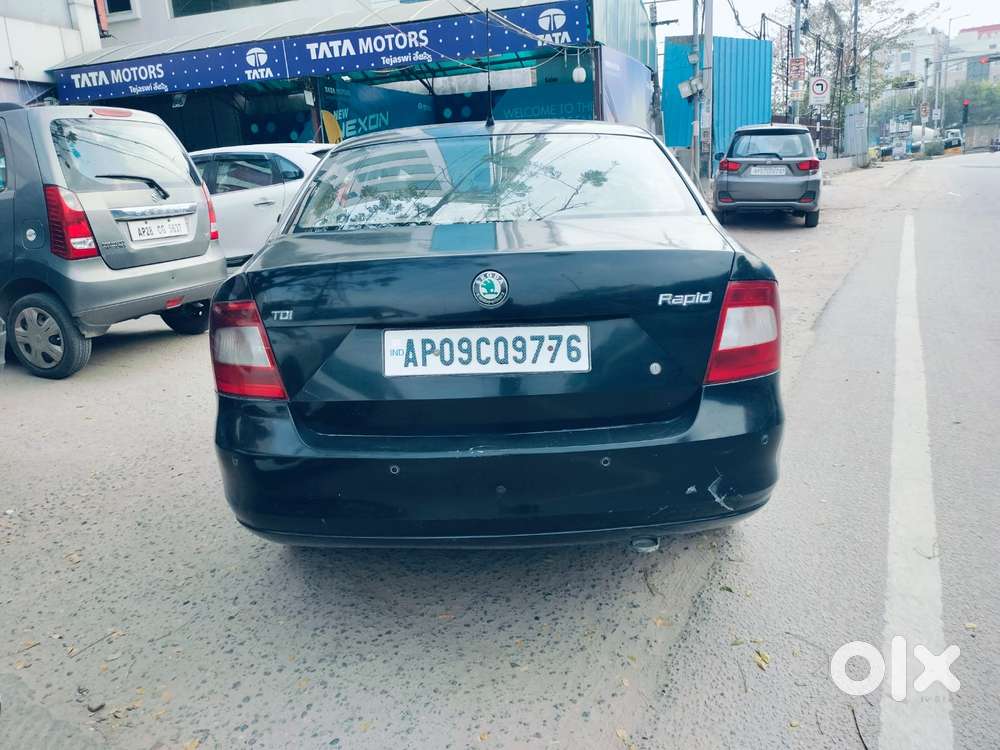 Skoda Rapid Ambition 1.6 Tdi Cr Manual Plus, 2013, Diesel