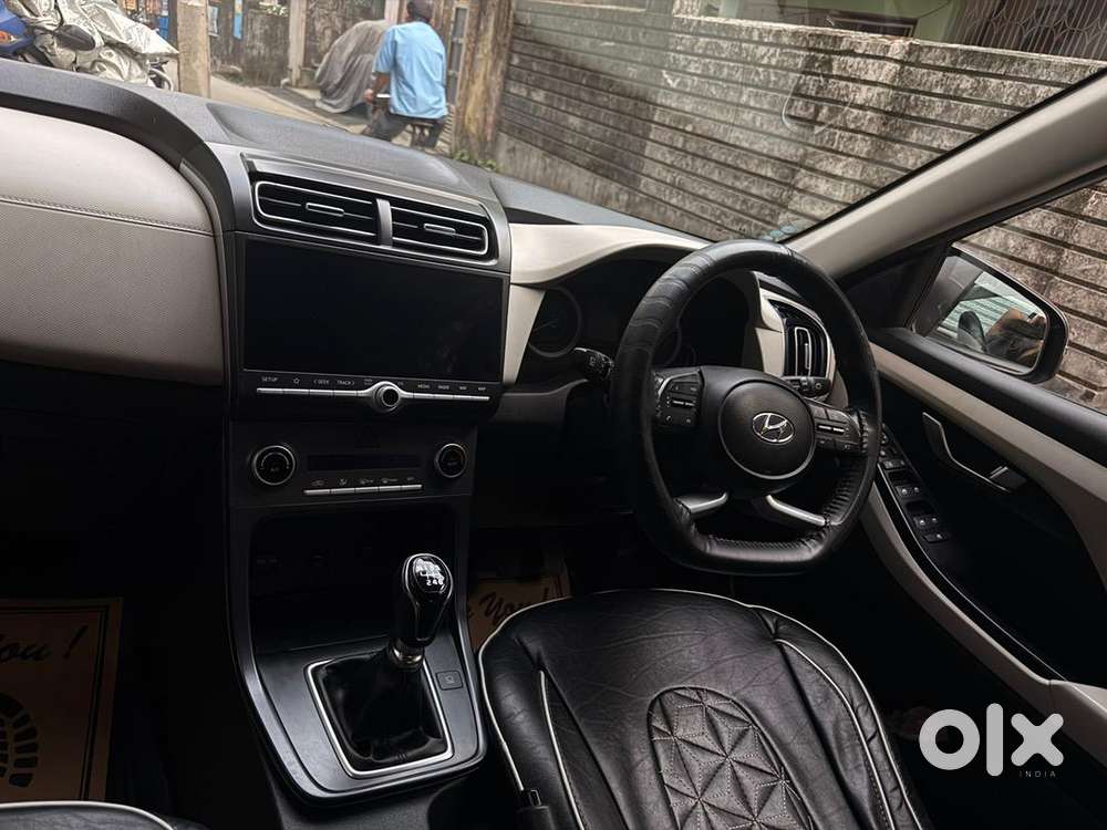 Hyundai Creta Showroom Condition Doctor Driven Car