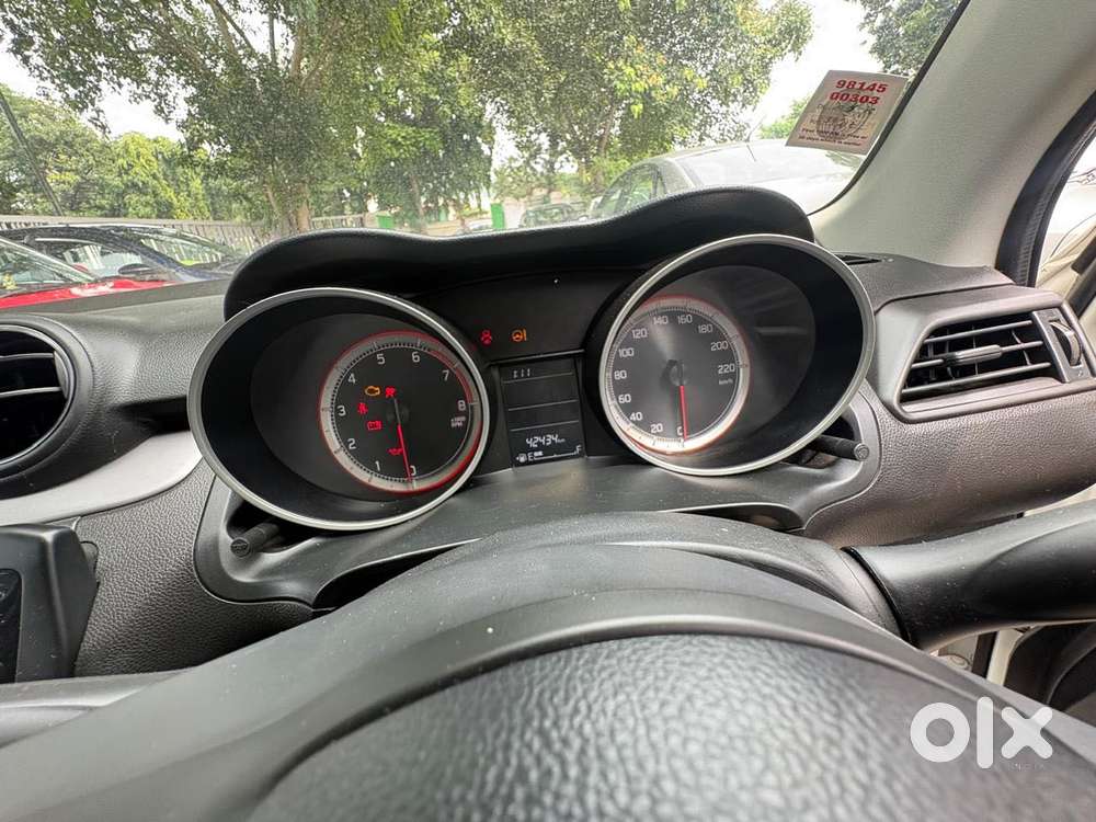Maruti Suzuki Swift Zxi Plus Amt Dual Tone, 2018, Petrol