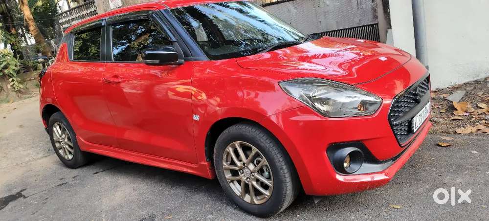 Swift 2023 Zxi Amt Petrol 40000 Km Driven
