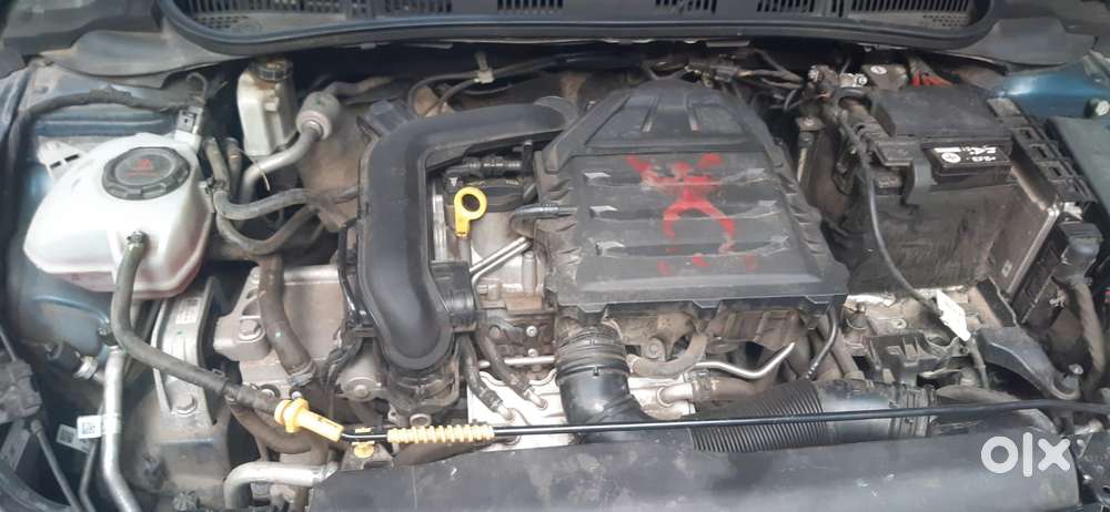 Skoda Slavia 1.0 Tsi Style At, 2024, Petrol