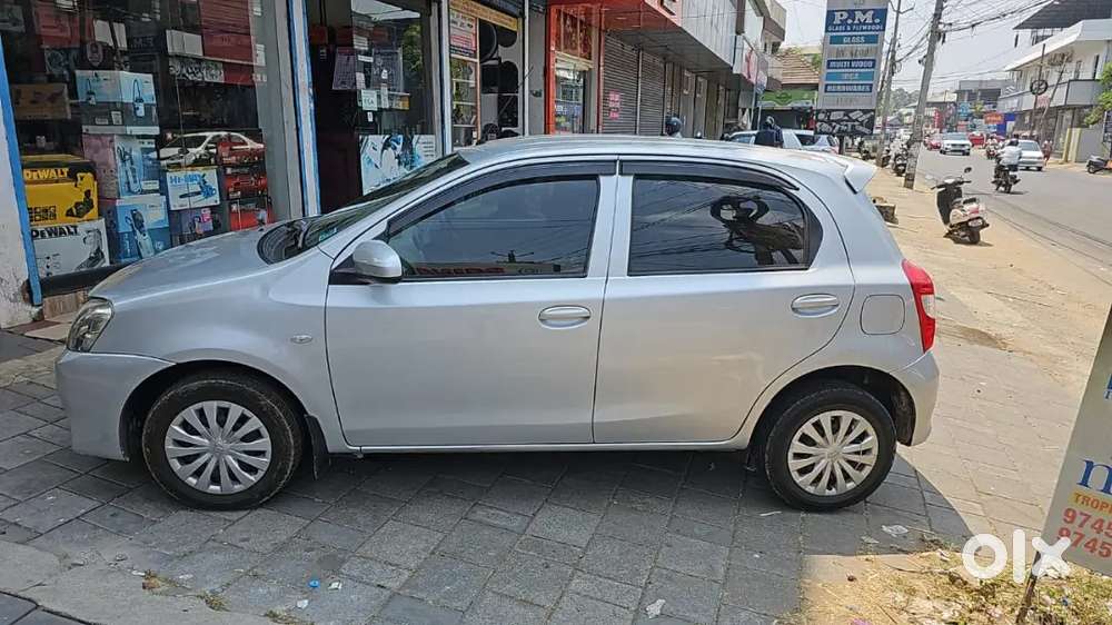 Toyota Etios Liva 2014 Diesel 73000 Km Driven,no Replacement,