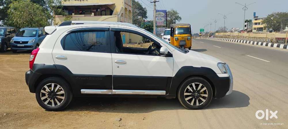 Toyota Etios Cross, 2014, Diesel