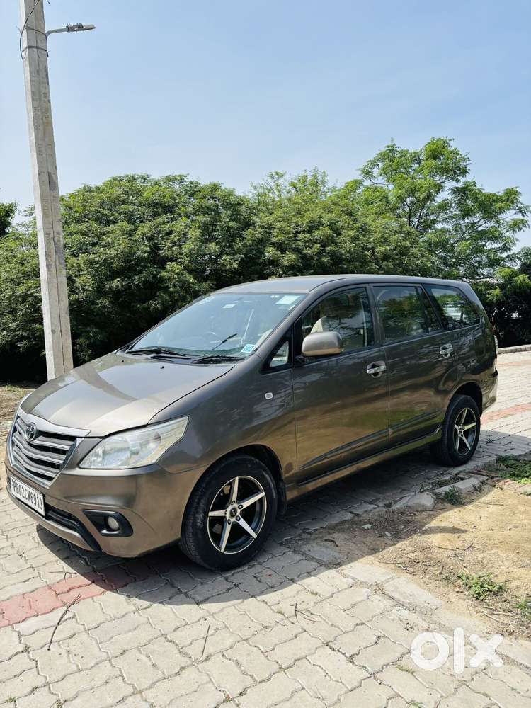 Toyota Innova 2.5 G (diesel) 7 Seater, 2015, Diesel