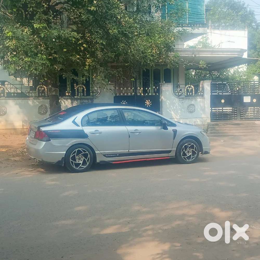 Honda Civic Petrol At 2007 Model