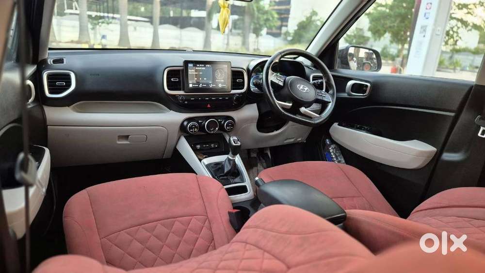 Hyundai Venue Sx Mt, 2023, Diesel