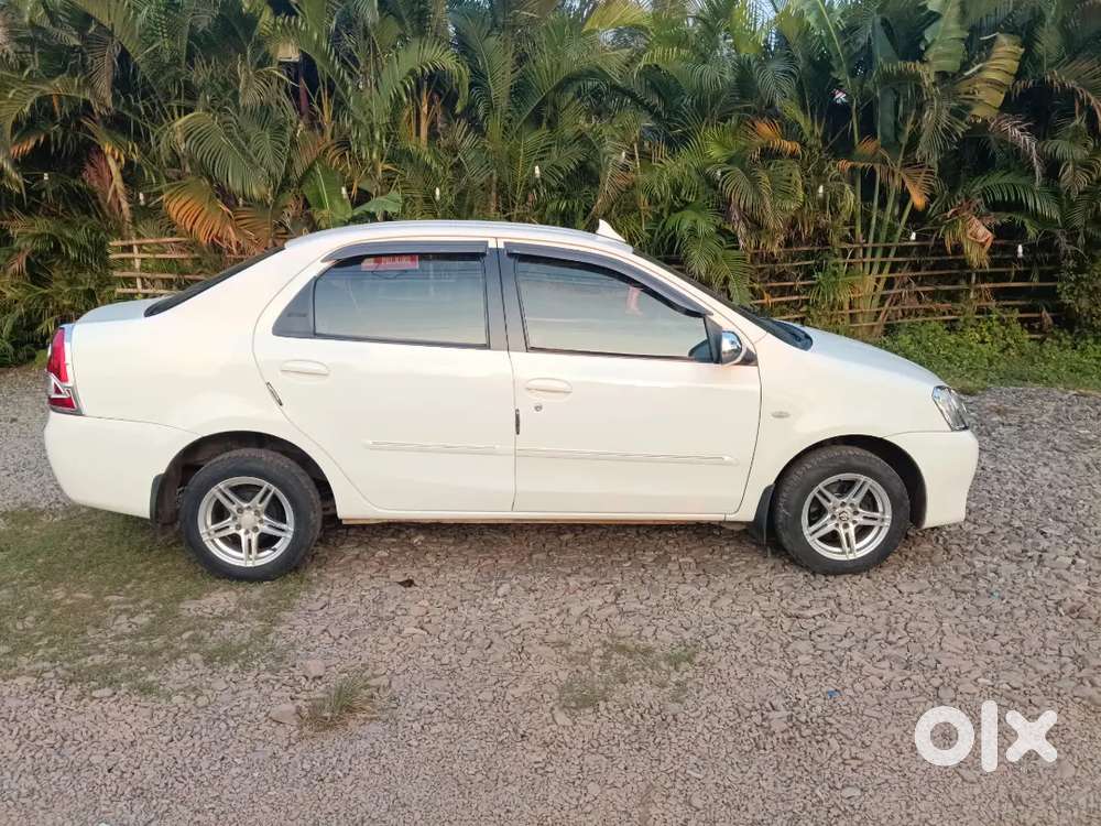 Toyota Etios 2012 Variant