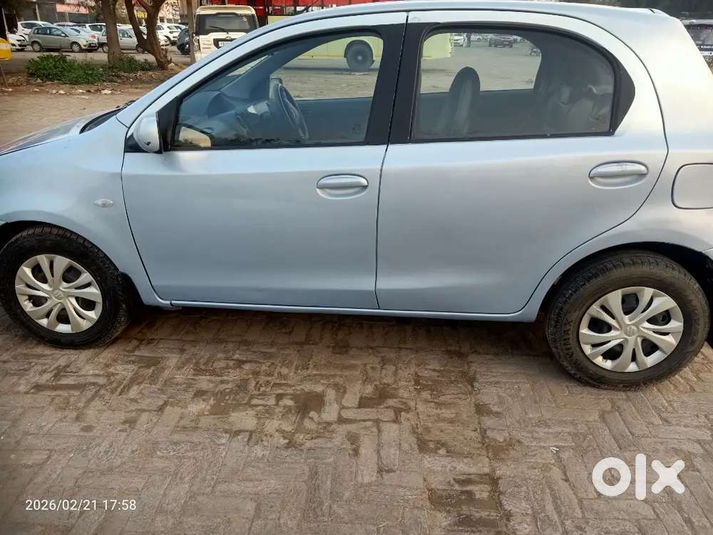 Toyota Etios Liva 2012