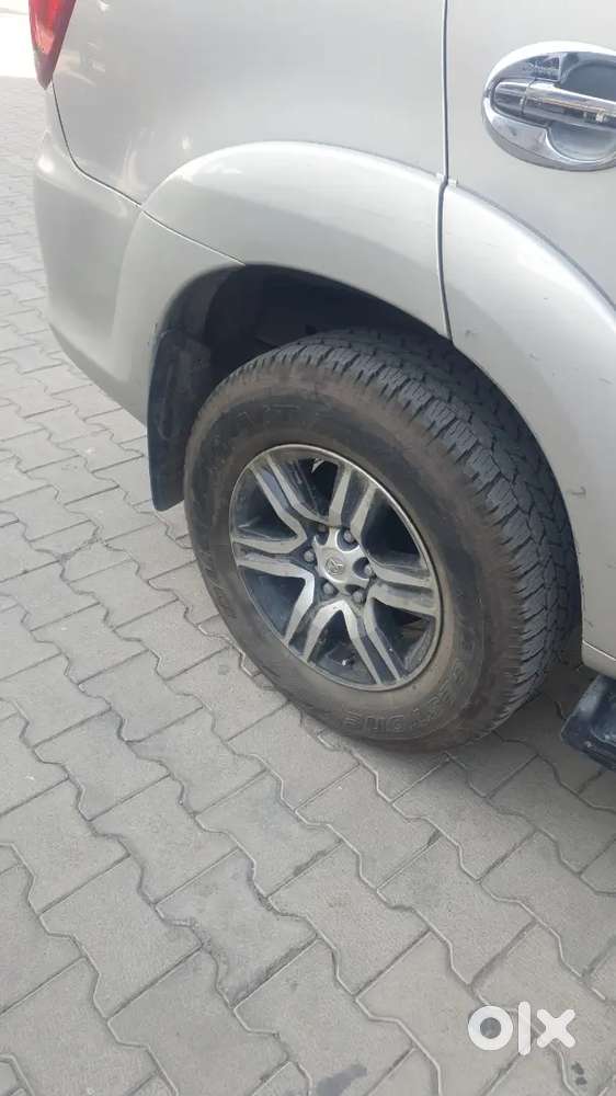 Toyota Fortuner  2012 Diesel 97000 Km Driven