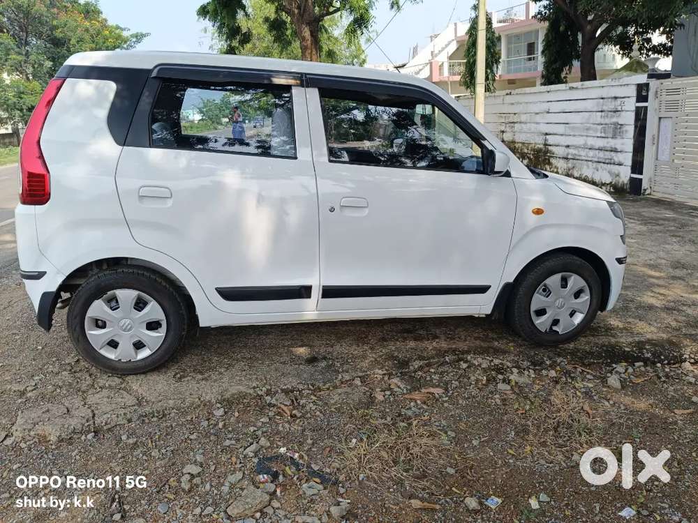 Showroom Condition Fresh Gadi Hai