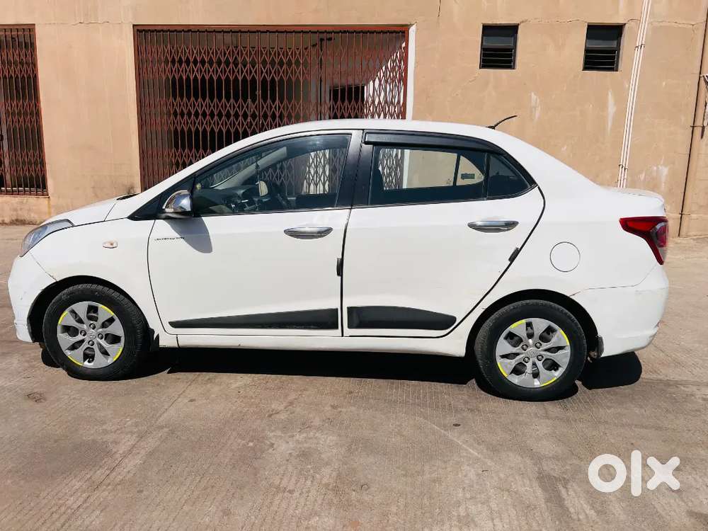 Hyundai Xcent 2016 Diesel 85000 Km Driven