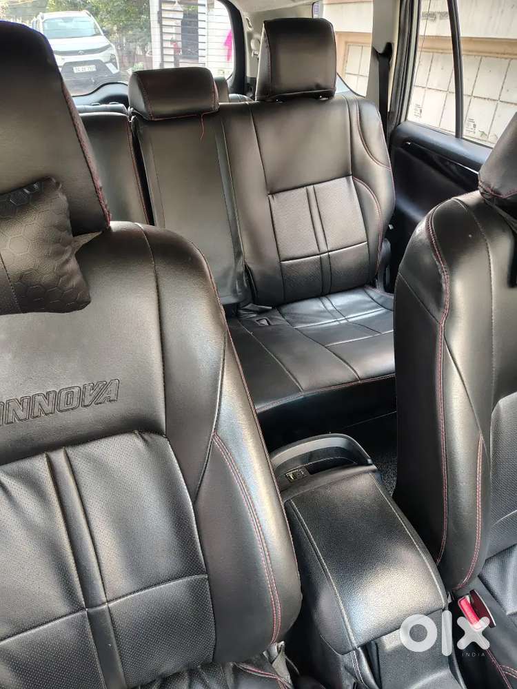 Toyota Innova Crysta 2016 Diesel 215000 Km Driven