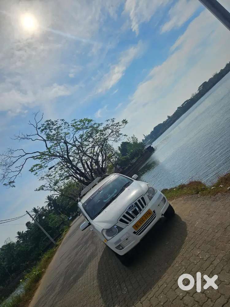 Mahindra E 6 2011