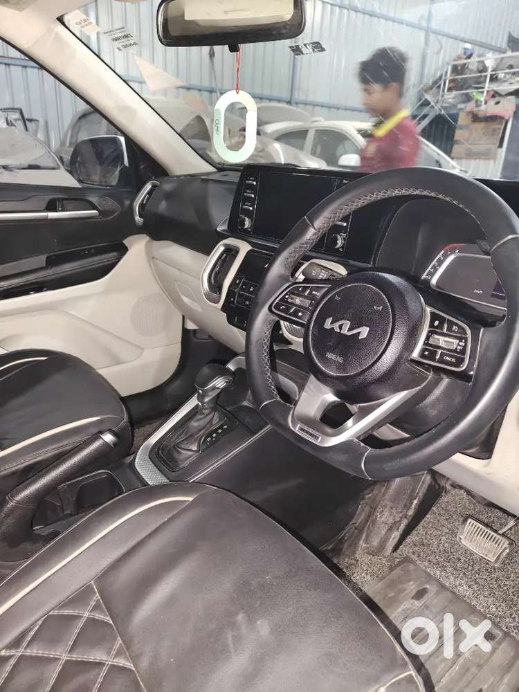 Kia Sonet 2023 Petrol 22000 Km Driven