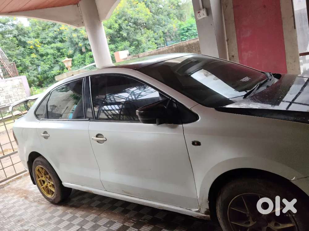 Volkswagen Vento 1.5 Highline 2013