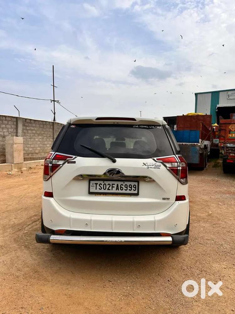 Mahindra Xuv500 2025