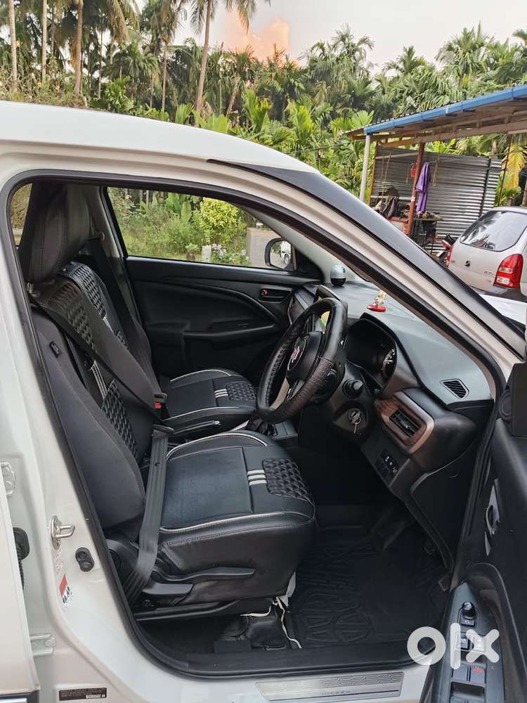 Maruti Suzuki Brezza 1.5 Vxi Smart Hybrid, 2025, Petrol