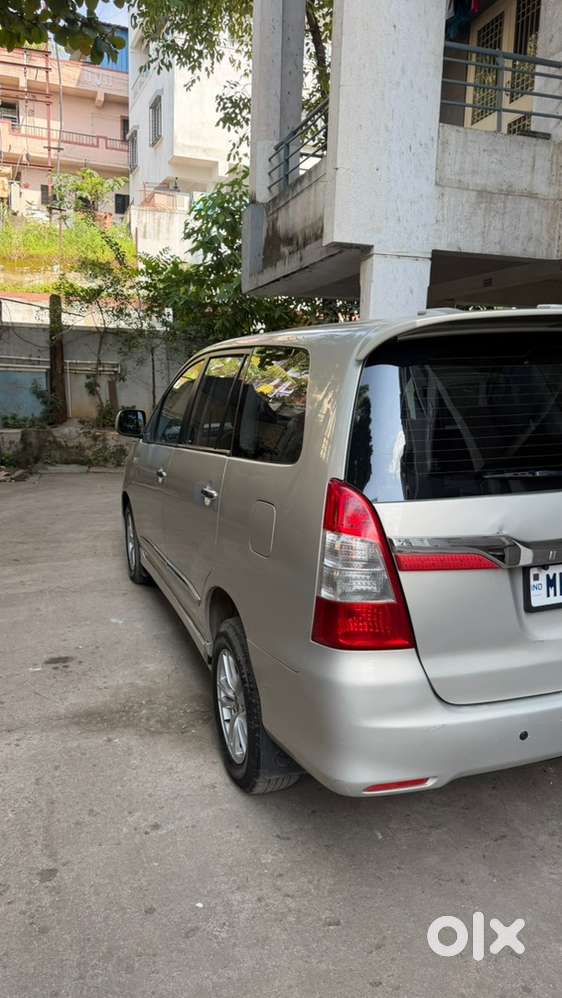 Toyota Innova Diesel 2015