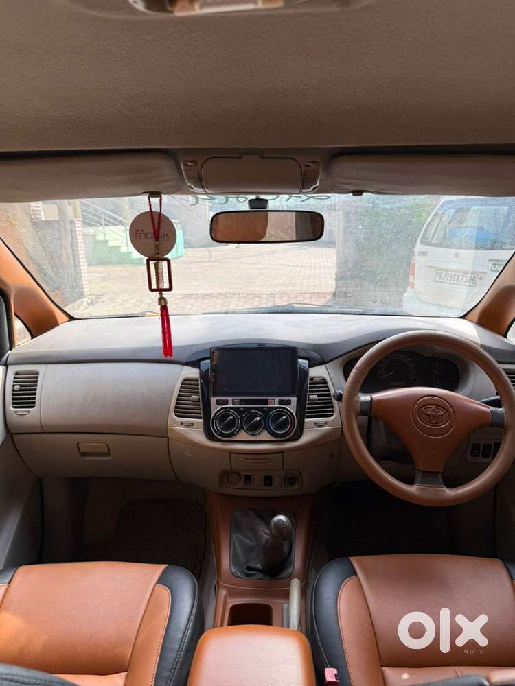 Toyota Innova Diesel 2010 Ready