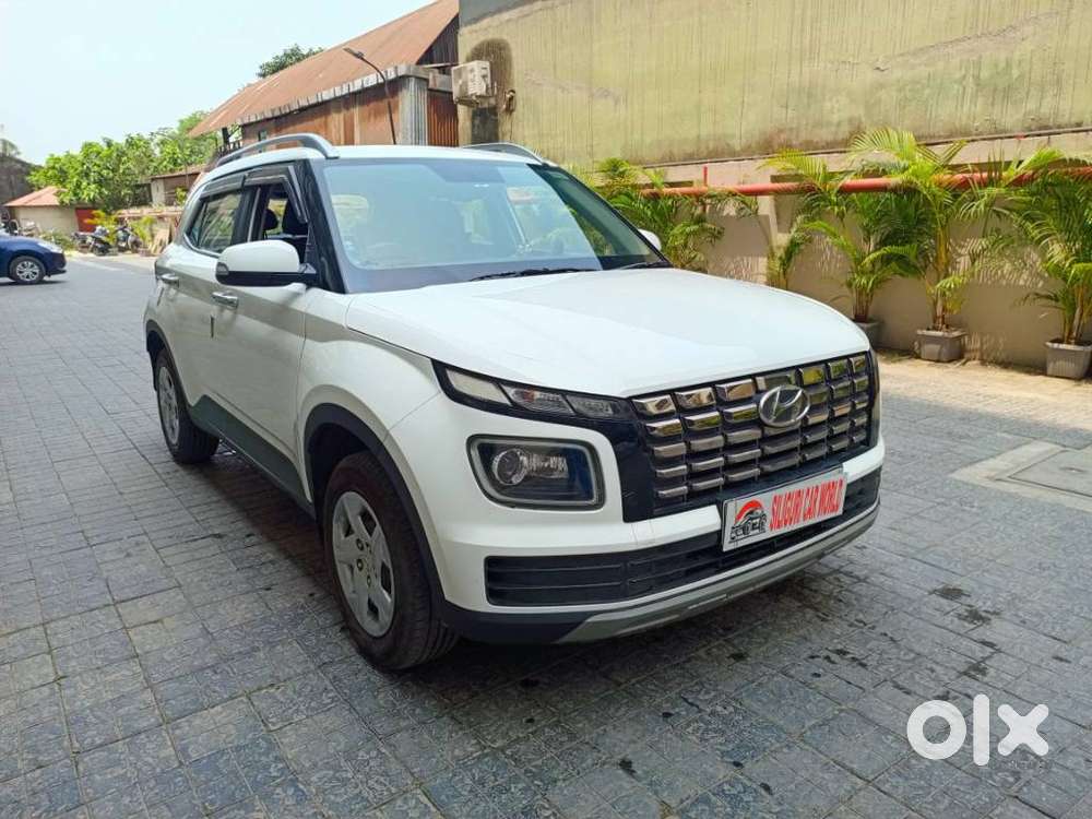 Hyundai Venue Sx, 2022, Petrol