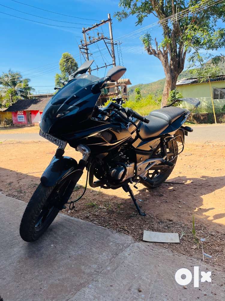 Buy Sell Second Hand Pulsar 220 2016 in India Used Motorcycles in India OLX