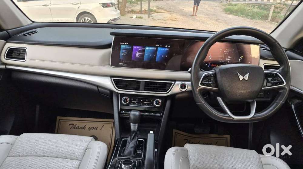 Mahindra Xuv700 2.2 Ax 7 Diesel At Str, 2024, Diesel