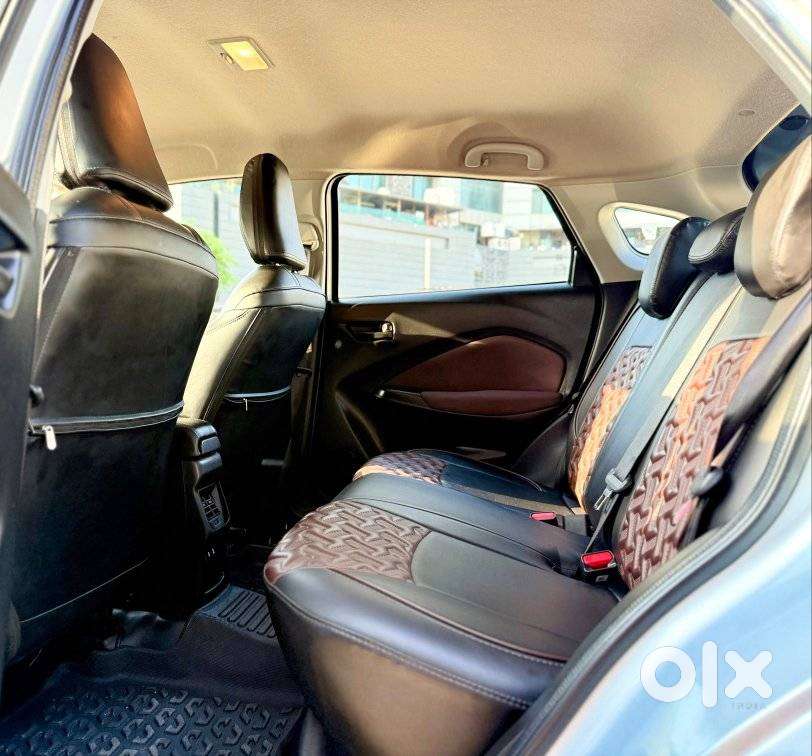 Maruti Suzuki Fronx Delta Plus 1.2 Ags, 2025, Petrol