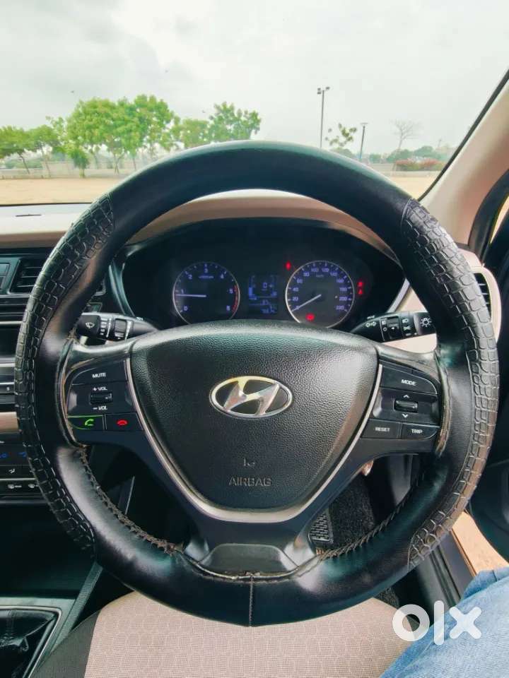 Hyundai Elite I20 [ ] 1.4 Sportz Crdi, 2015, Diesel