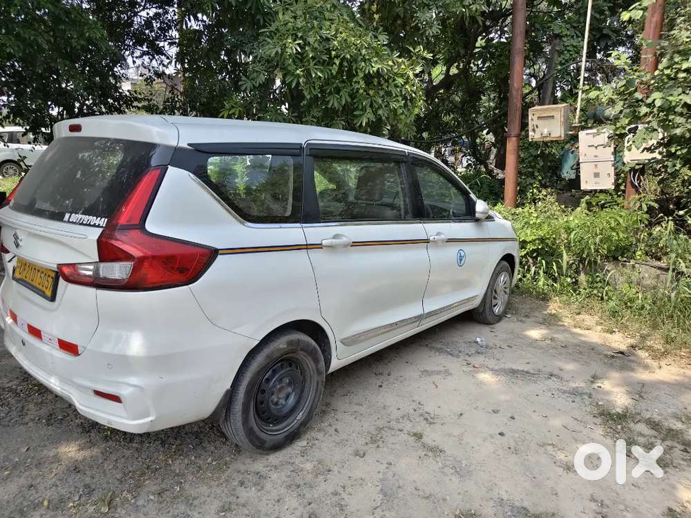 Maruti Suzuki Ertiga Vxi 2023 Variant