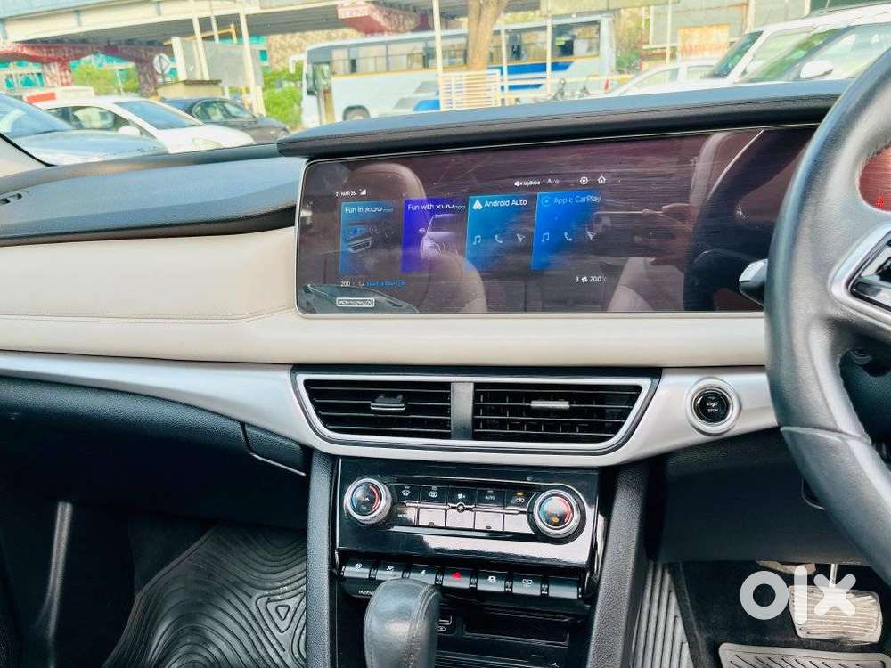 Mahindra Xuv700 2.0 Ax 7 Petrol At Luxury Pack Str, 2023, Petrol