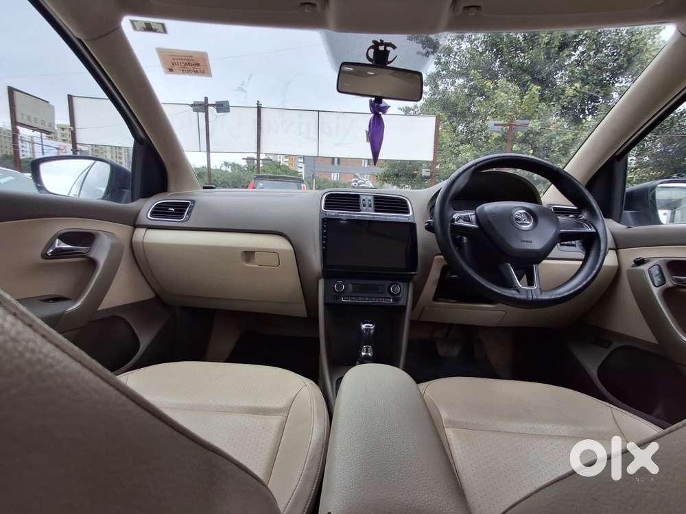 Skoda Rapid [ ] 1.5 Style Plus Tdi At, 2015, Diesel
