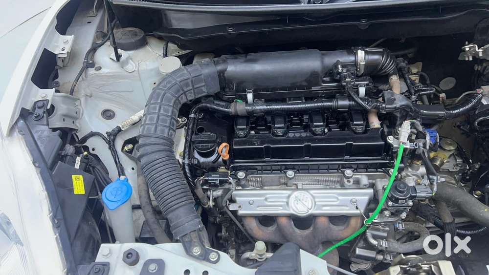 Maruti Suzuki Swift 1.3 Zxi, 2024, Petrol