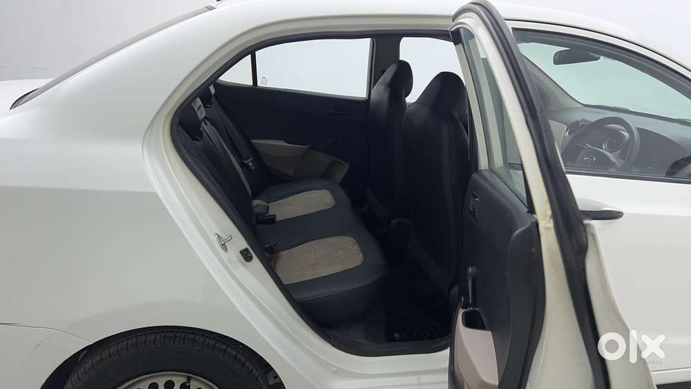 Hyundai Xcent Base 1.2, 2015, Petrol