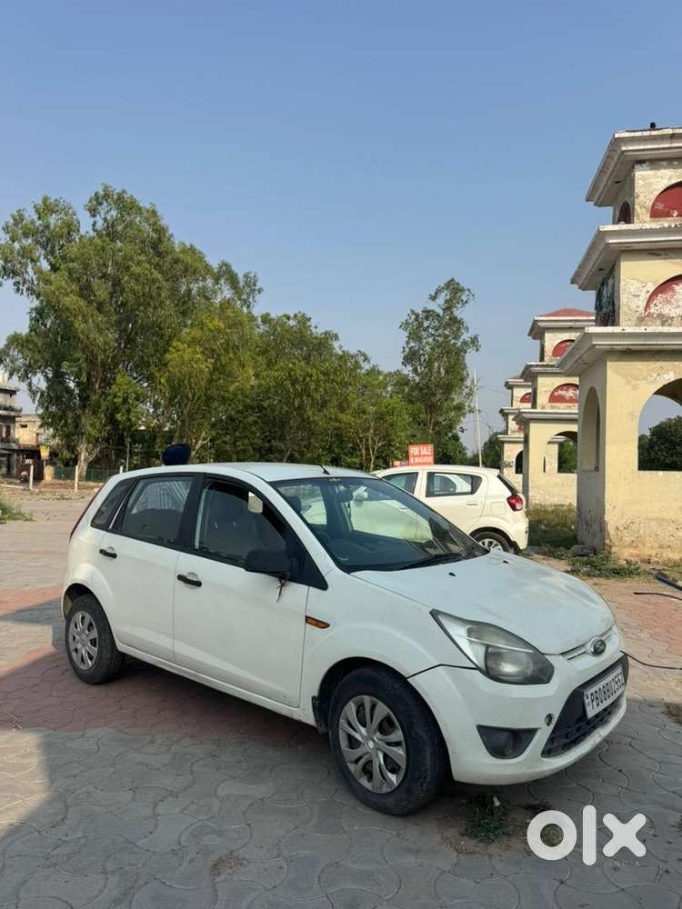 Ford Figo 2011 Diesel 90320 Km Driven