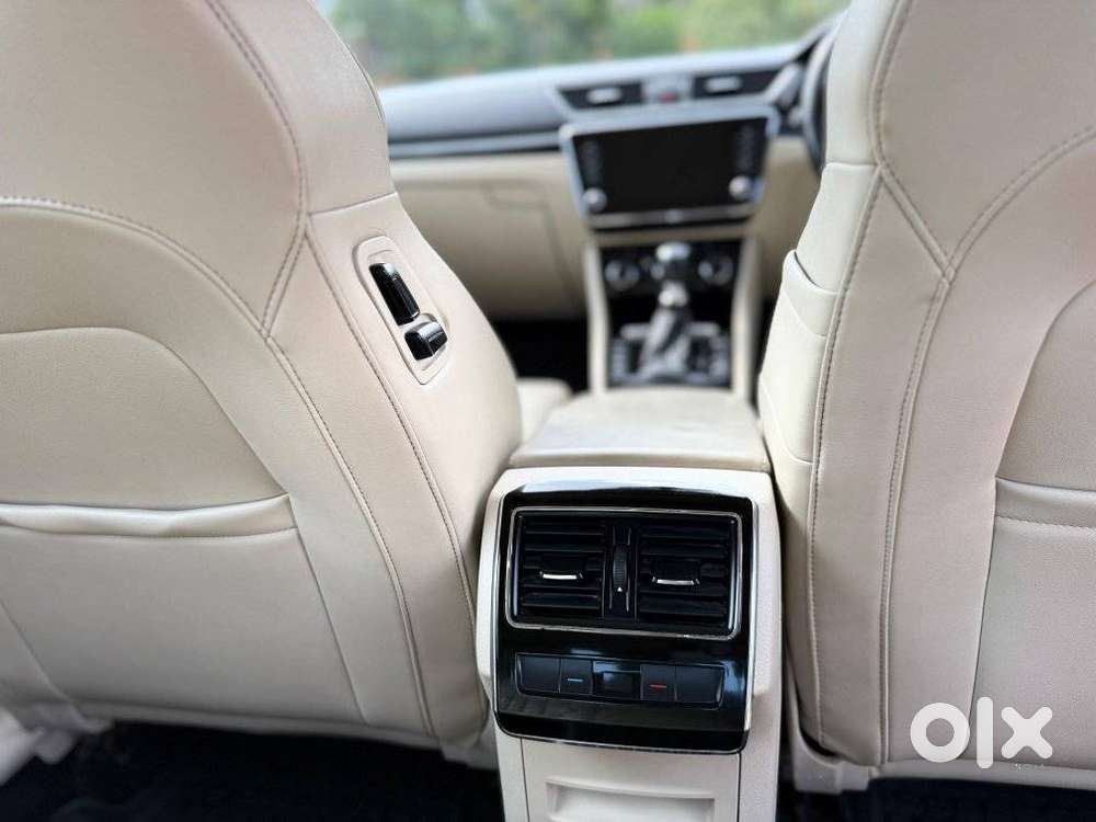 Skoda Superb Style 2.0 Tdi At, 2018, Diesel