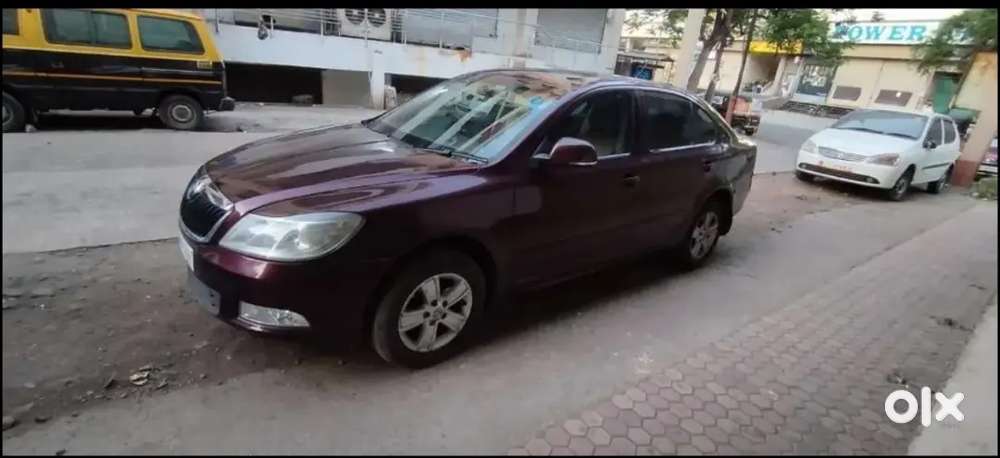 Skoda Laura 2013 Diesel Well Maintained