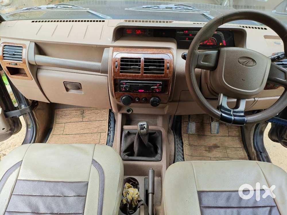 Mahindra Bolero 2014(375000 Slightly Negotiable)