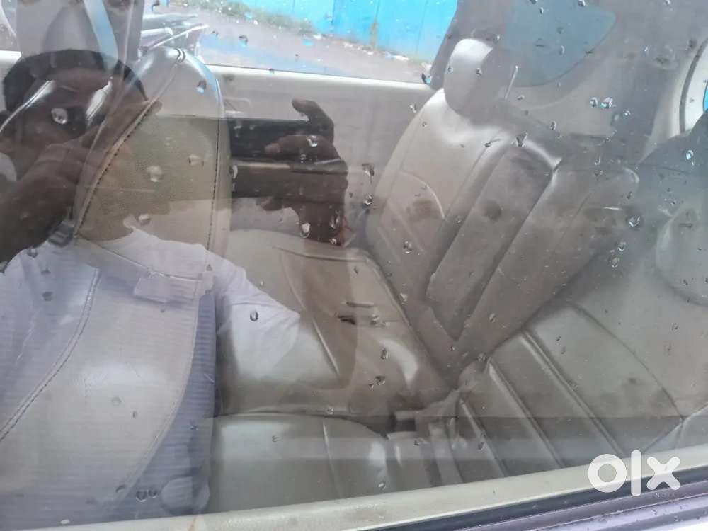 Maruti Suzuki Ertiga 2012