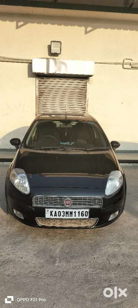 Fiat Grande Punto 2010 Petrol 71000 Km Driven