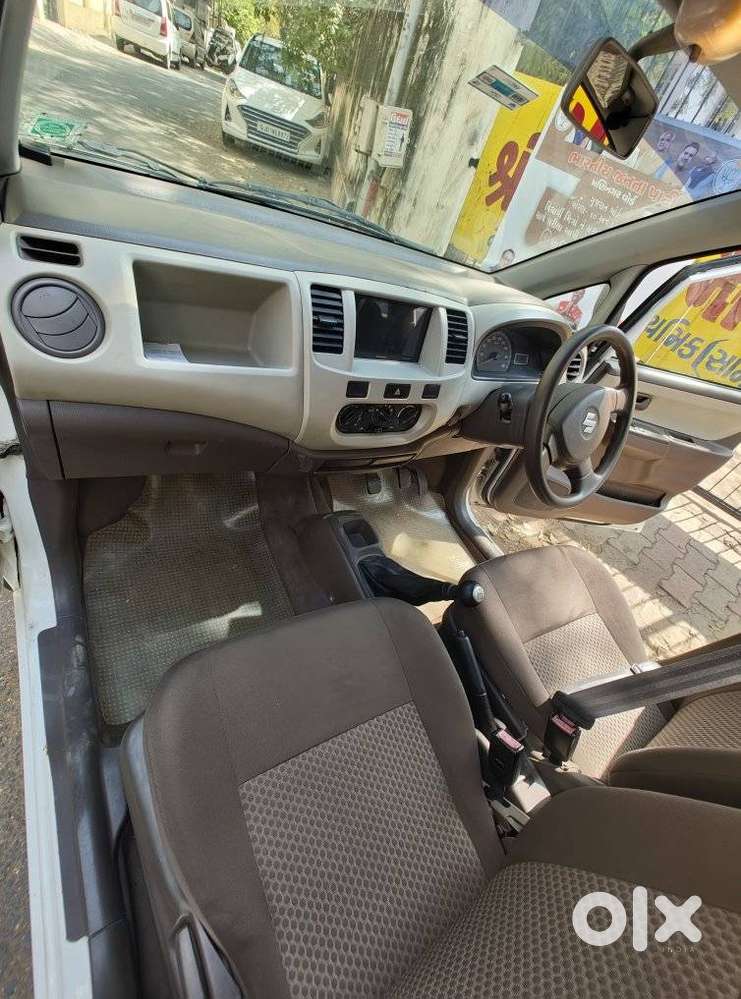 Maruti Suzuki Zen Estilo Lxi Bs Iv, 2011, Petrol