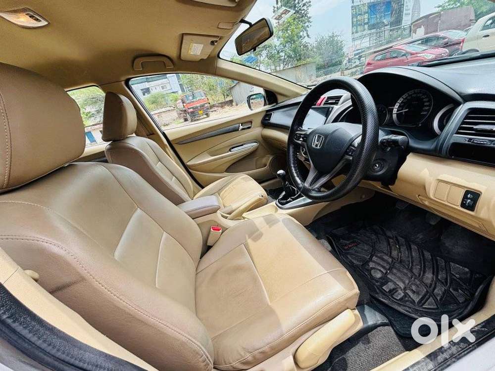 Honda City V Mt, 2013, Petrol
