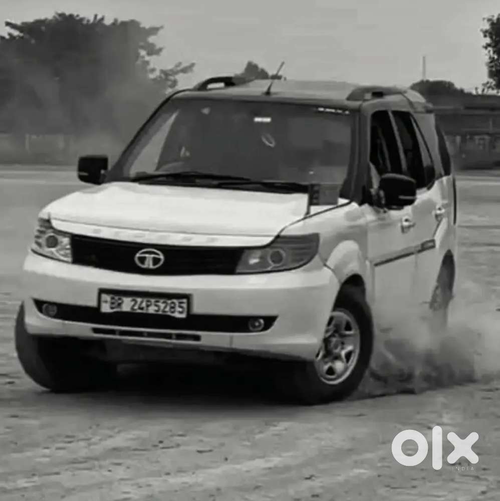 Tata Safari Storme 2013