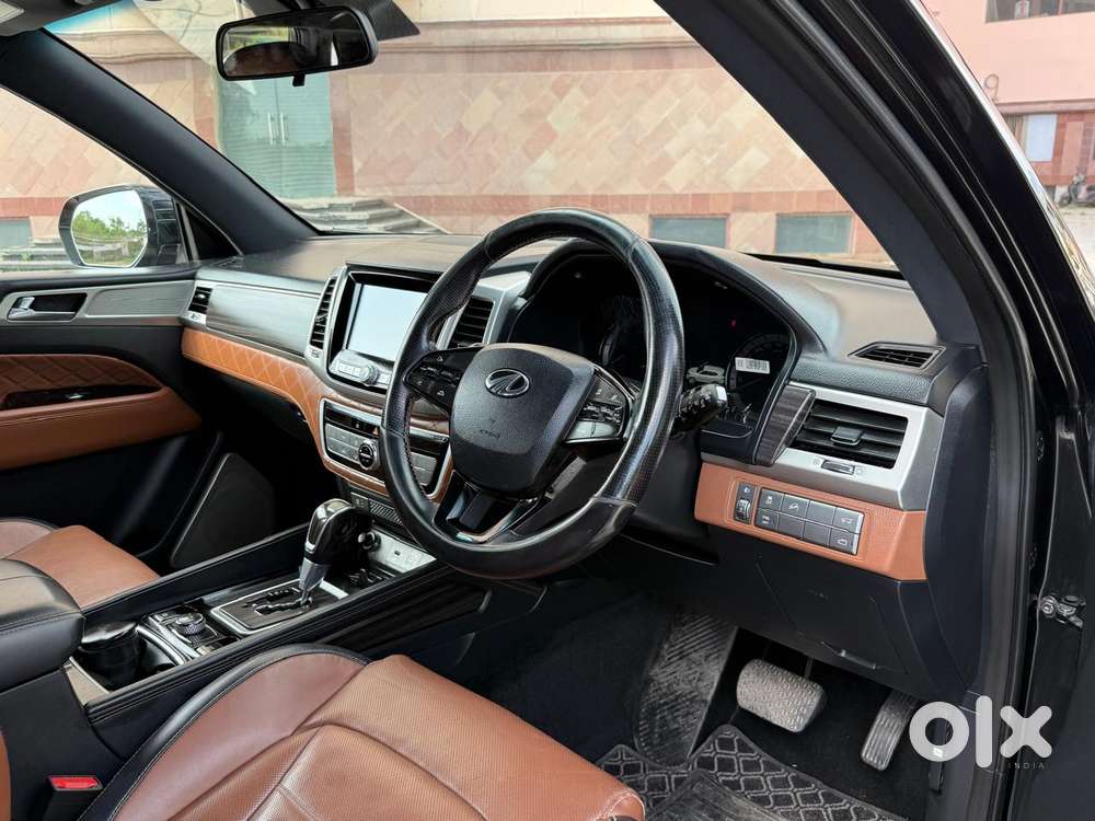 Mahindra Alturas G4 4wd At, 2019, Diesel